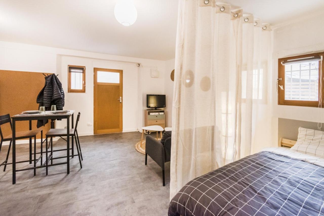 Apartamento Studio Hyeres Medieval Exterior foto