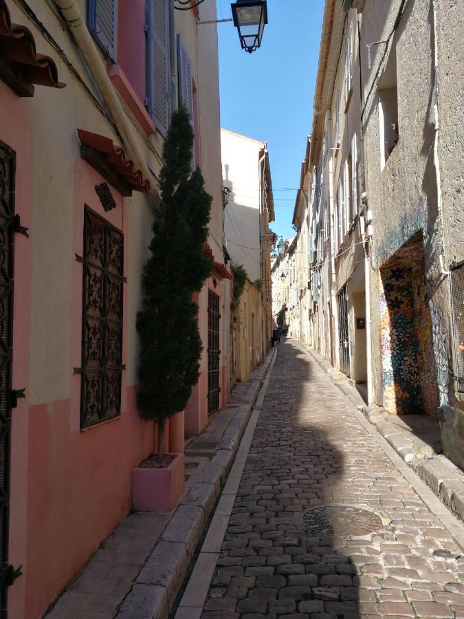 Apartamento Studio Hyeres Medieval Exterior foto